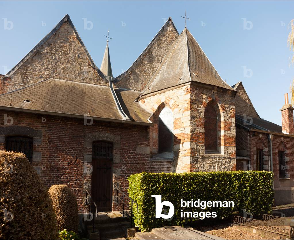 Parish church (Sint-Pieterskerk Outrijve). Exterior. The apse.