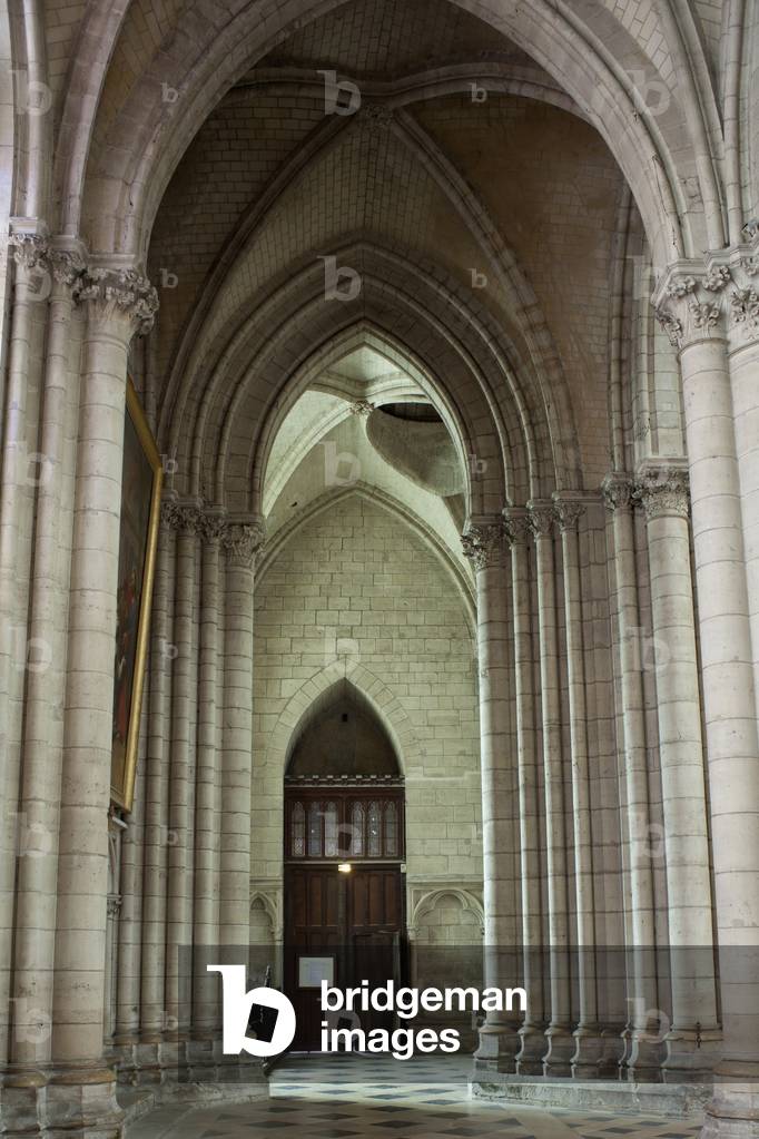 Cathedral (Cathédrale Saint-Etienne). Interior. The south aisle. Gothic. 12th century.