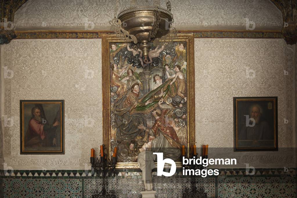 Palace (Casa de Pilatos. Interior. The chapel. Detail. A polychromed bas-relief, two paintings: saint Andrew and a portrait (San Juan de Ribera.