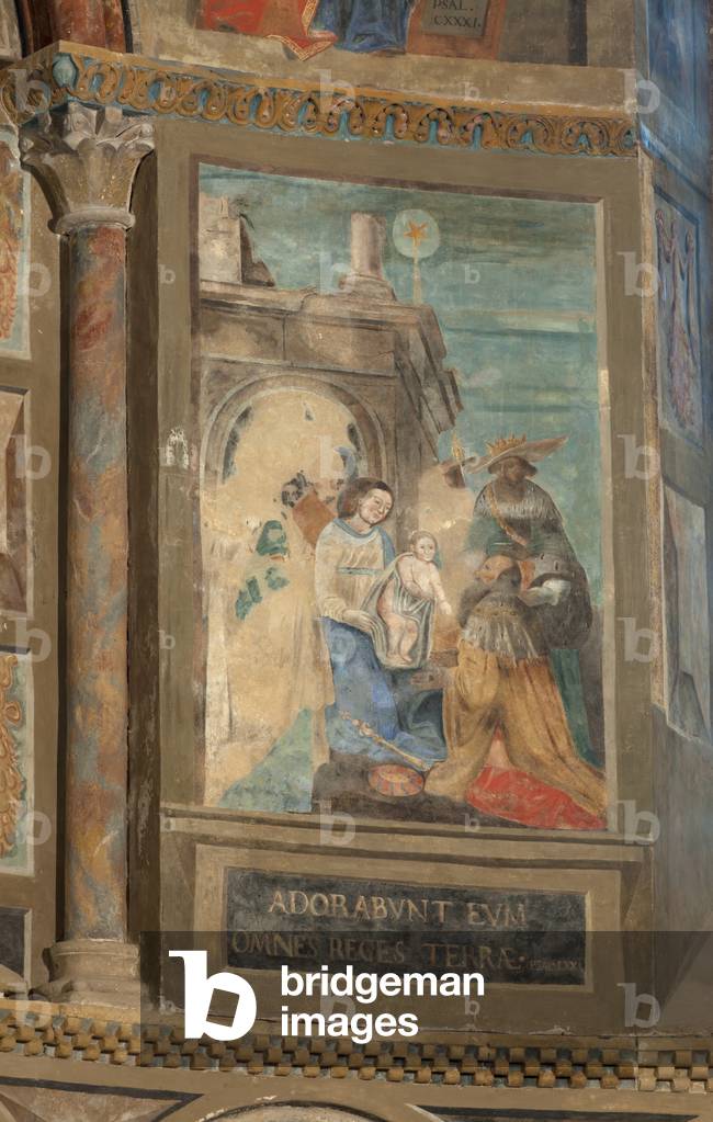 Cathedral (Cathédrale Notre-Dame-de-l'Assomption de Lescar). Interior. The choir. Wall paintings.