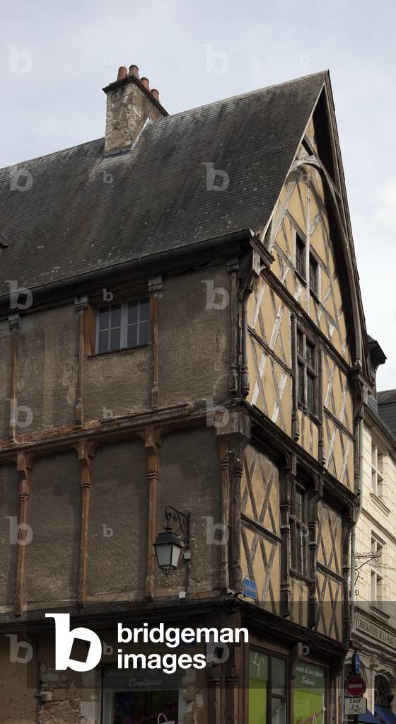 A fouse façade. Timberwork.