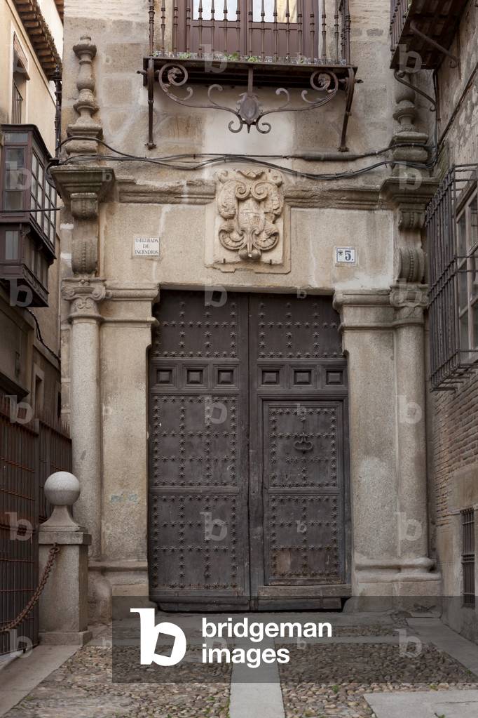A chapel (Capilla de San José (San Josef)). Façade. The side portico. Baroque.