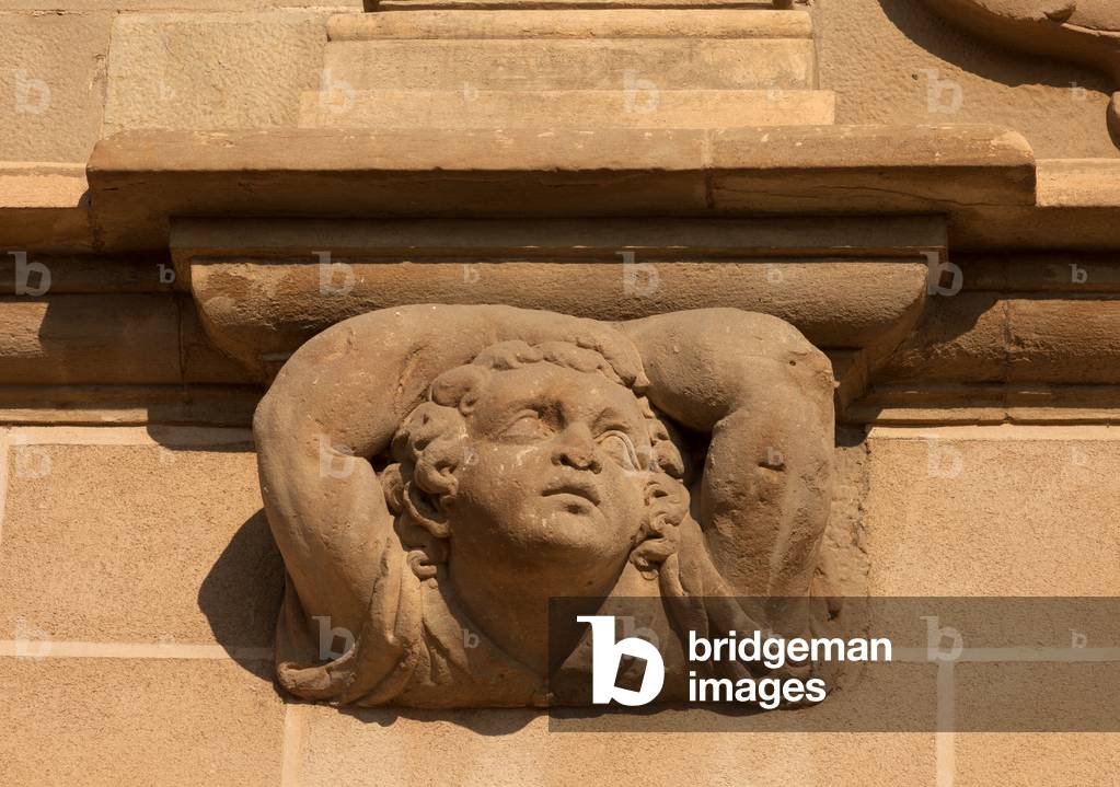 Sanctuary (Cova de Sant Ignasi). The church. Exterior. south façade. Detail. A corbel. Baroque. 18th century.