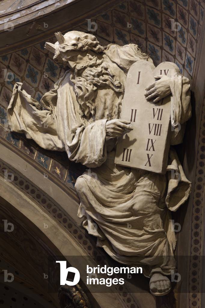 Cathedral. Interior. The chapel Capella de la Mare de Déu del Claustre. The dome. Detail. A sculpture .  Moses.