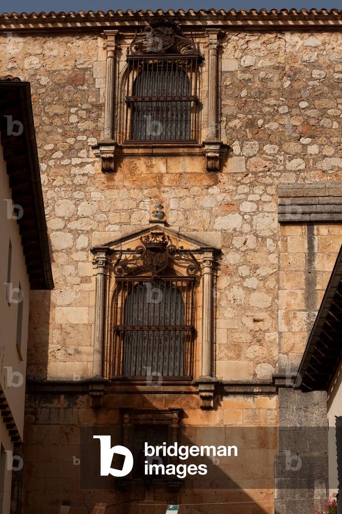 City gate and city archive (Puerta del Archivo del Adelantamiento de Castilla). Southfaçade. Detail.