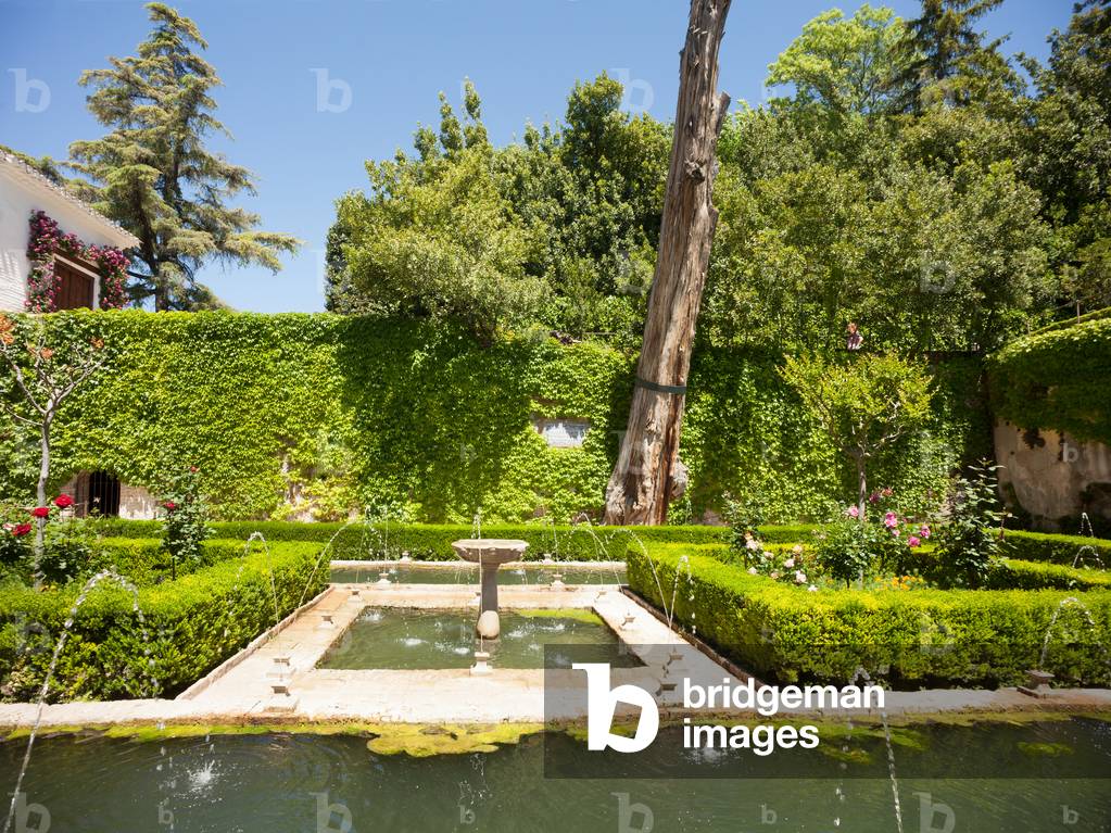 Generalife. The upper gardens (Mirador).