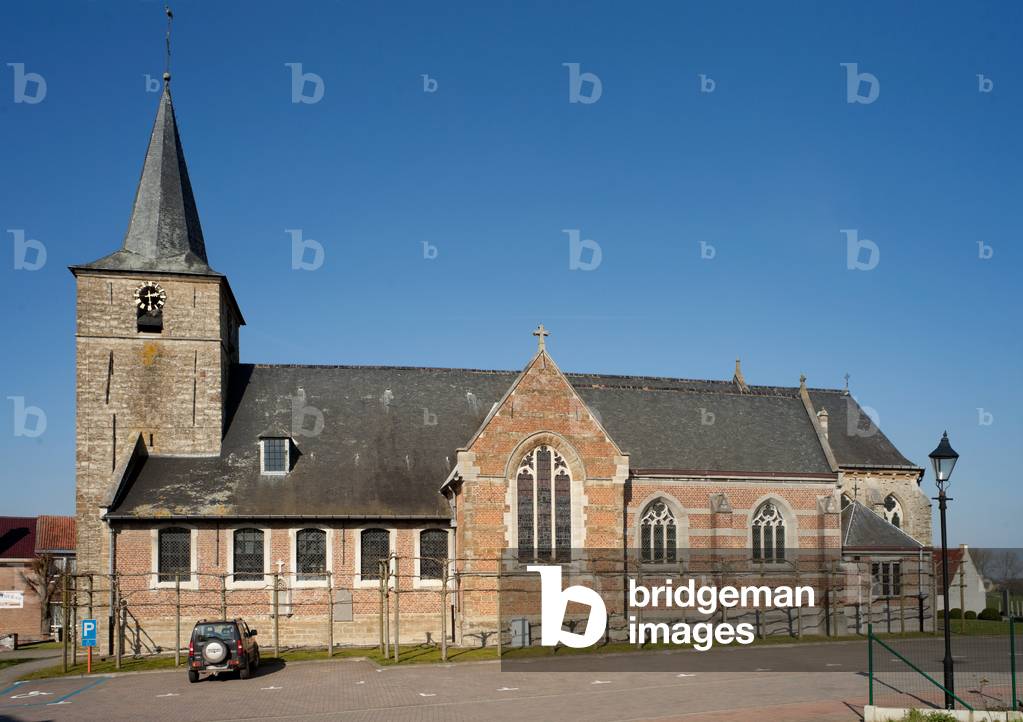 Deftinge. Parish church (Sint-Ursmaruskerk). Exterior. South.