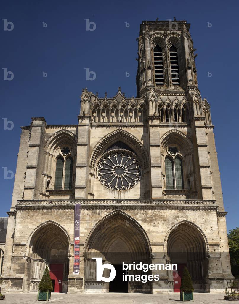 Cathedral (Basilique-cathédrale Saint-Gervais-et-Saint-Protais). Exterior. West façade. 13th century.