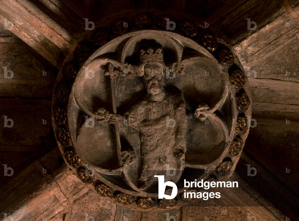 Església de Santa Maria. Clau de volta del baptisteri. En relleu, entre un hexalobulat, possible representació de Jaume II el Just, rei d’Aragó i Catalunya com a benefactor de la construcció de l’església (1267 – 1327).