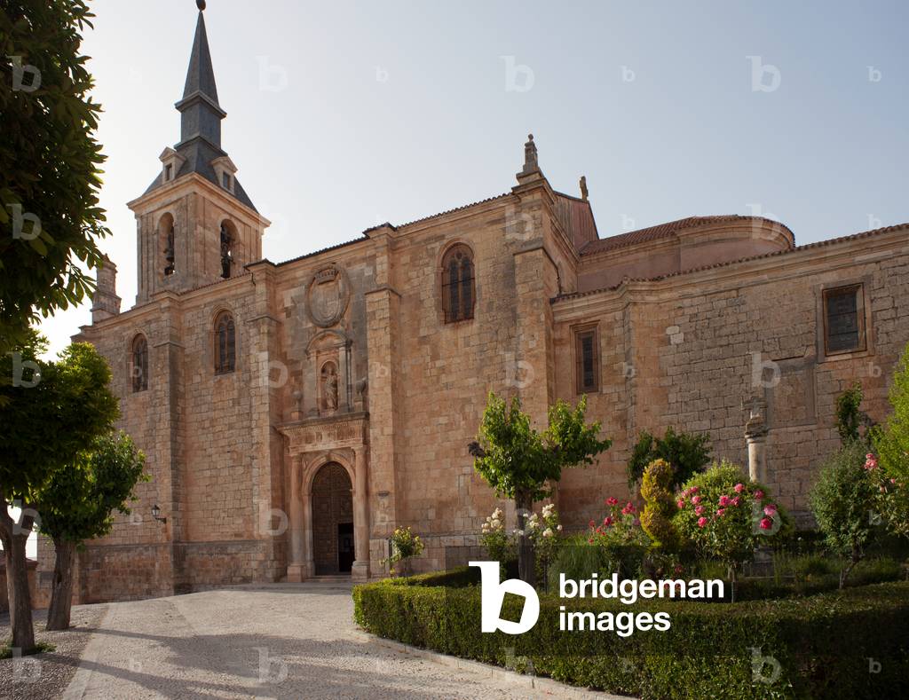 Collegiate church (Colegiata de San Pedro). South façade.