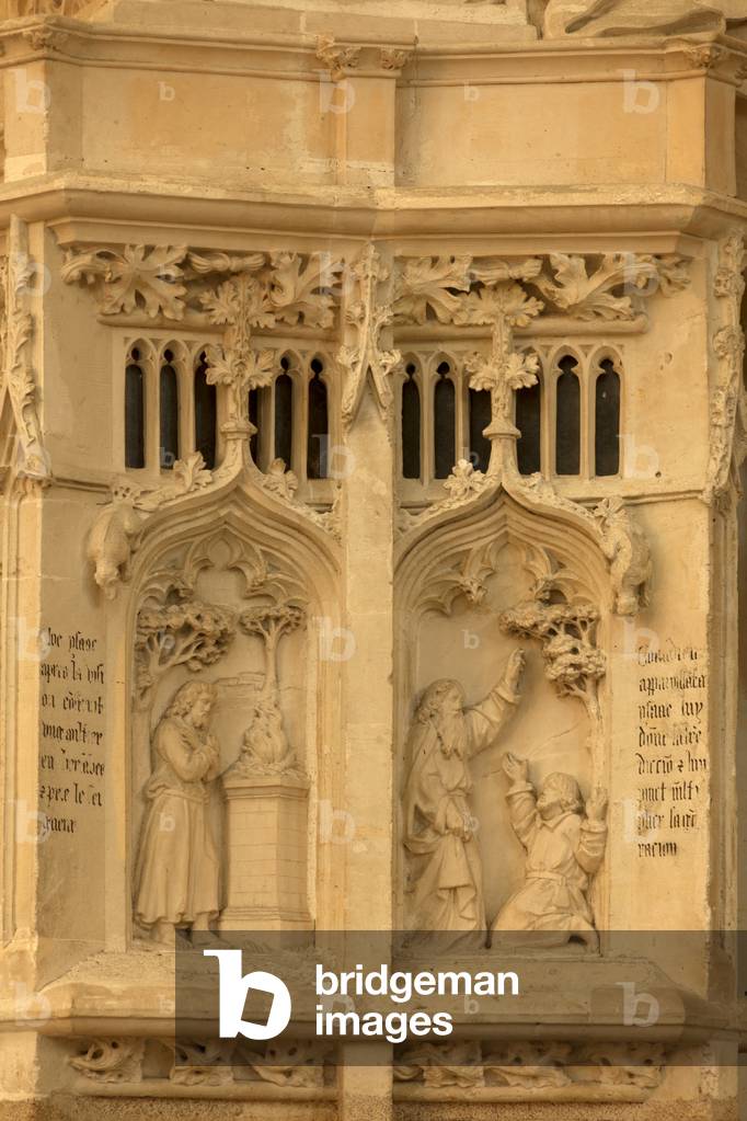 Cathedral (Cathédrale Saint-Pierre). Interior. West.