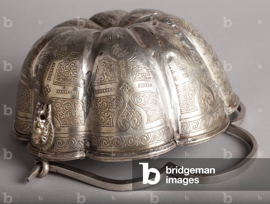 Parish museum. Situla and aspergillum. Silversmithing. Nüremberg. 1570 - 1585.