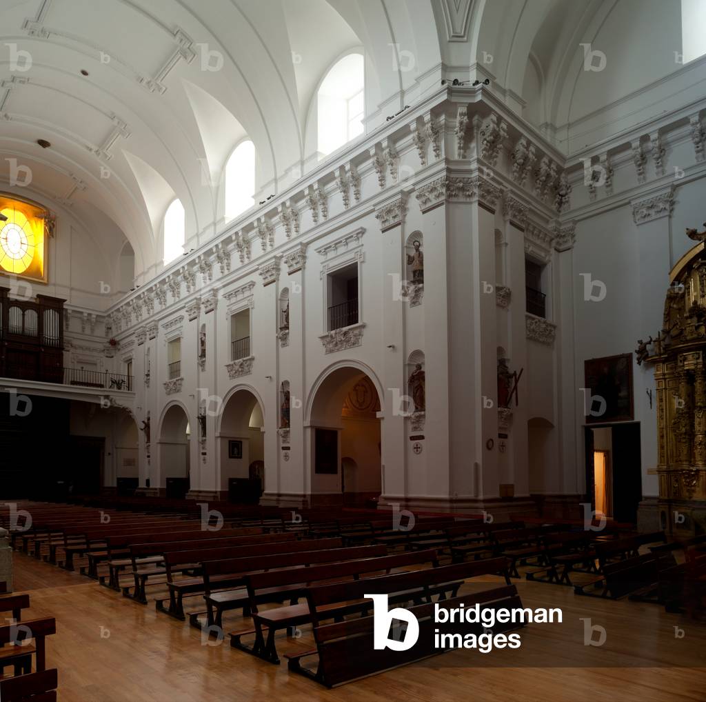 Church (Iglesia de San Ildefonso). Interior. The nave. Southeast to northwest.