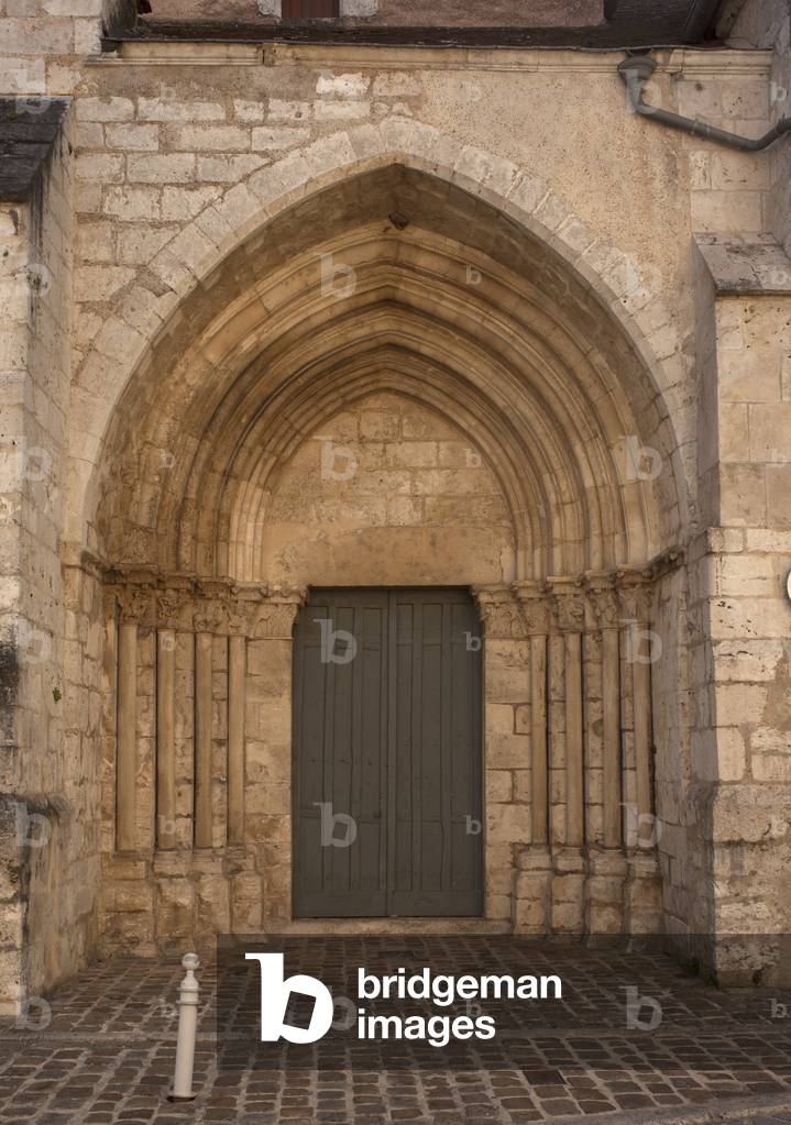 Former priory (Ancien prieuré Saint-Ayoul). The church (Église Saint-Ayoul). Exterior. West façade. Detail. Right portal. 12th century.