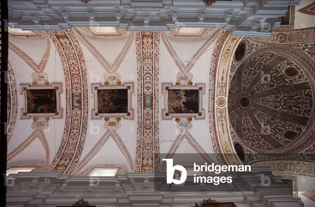 Parish church (Iglesia de San Agustín). Interior. Wall paintings. The nave, vaults. Baroque. 17th century.