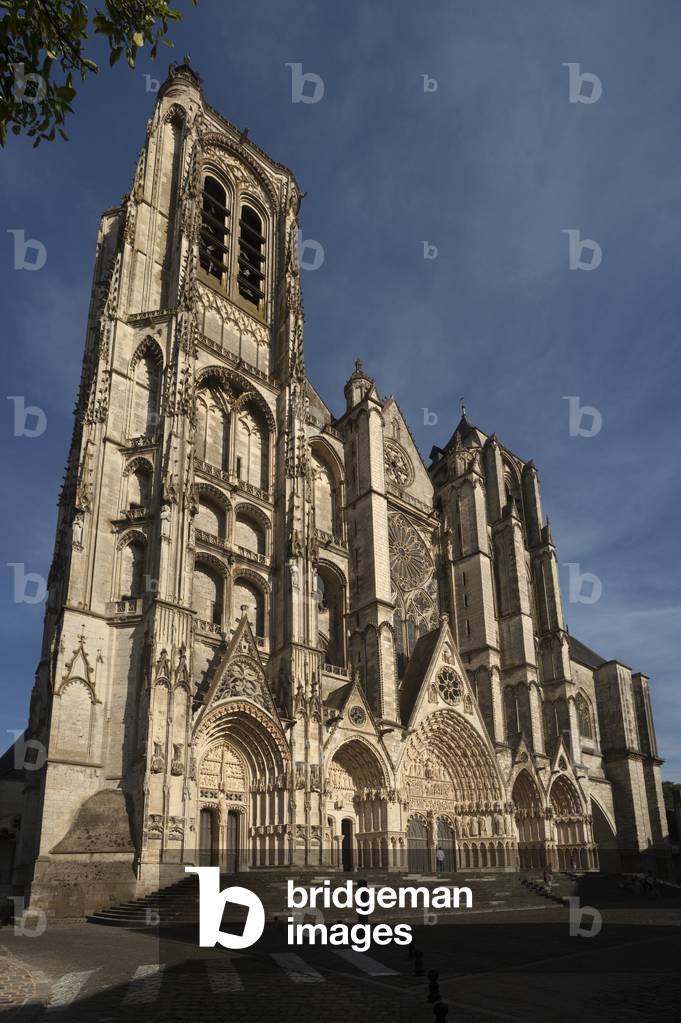 Cathedral (Cathédrale Saint-Étienne). Exterior. West façade. Gothic. 1192 - 1324.