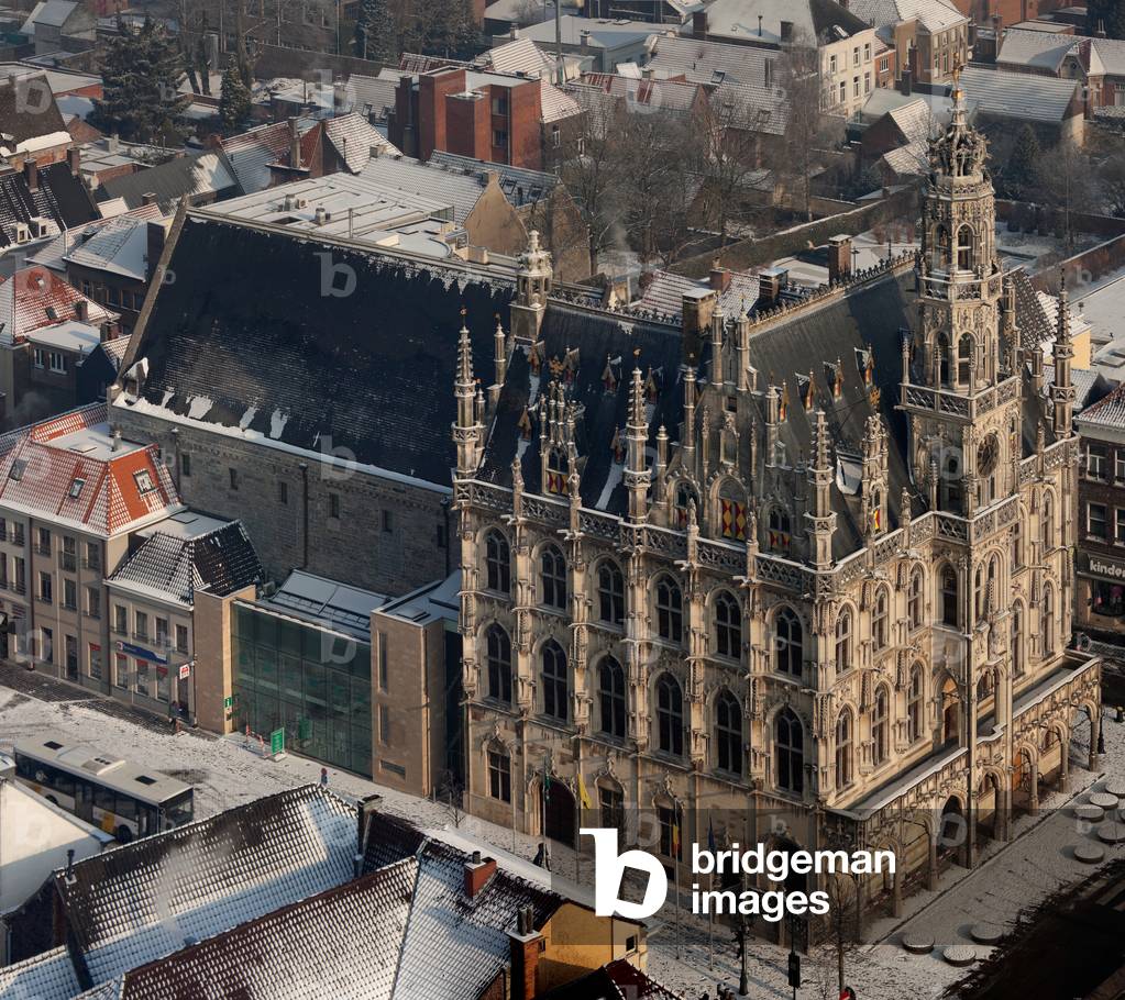 Town hall. Late Gothic, renaissance. Architect Hendrik Van Pede. 1525-1535. Façade. Aerial view of the site.