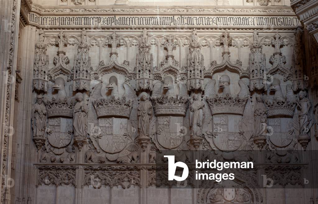 Church (San Juan de los Reyes (former monastery (Monasterio de San Juan de los Reyes). Architect and sculptor Juan Guas. Interior. South transept. Frieze with bas-reliefs with the esccutcheons of the catholic kings.. 1477 - 1494.