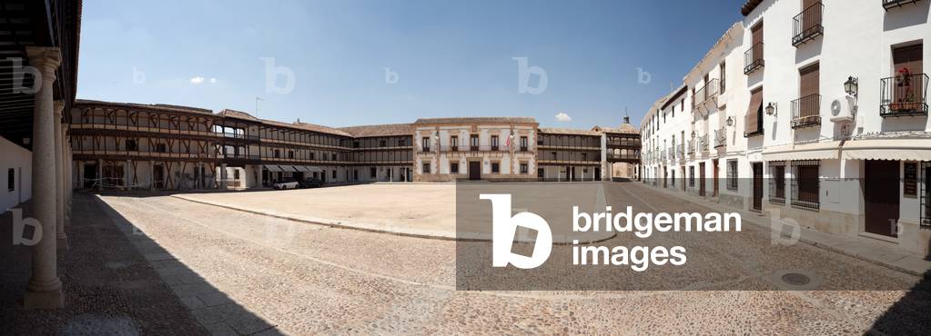 Main square (Plaza Mayor). 17th century.