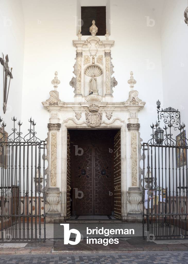The church (Iglesia de Santa María). West entrance portico. 17th century.