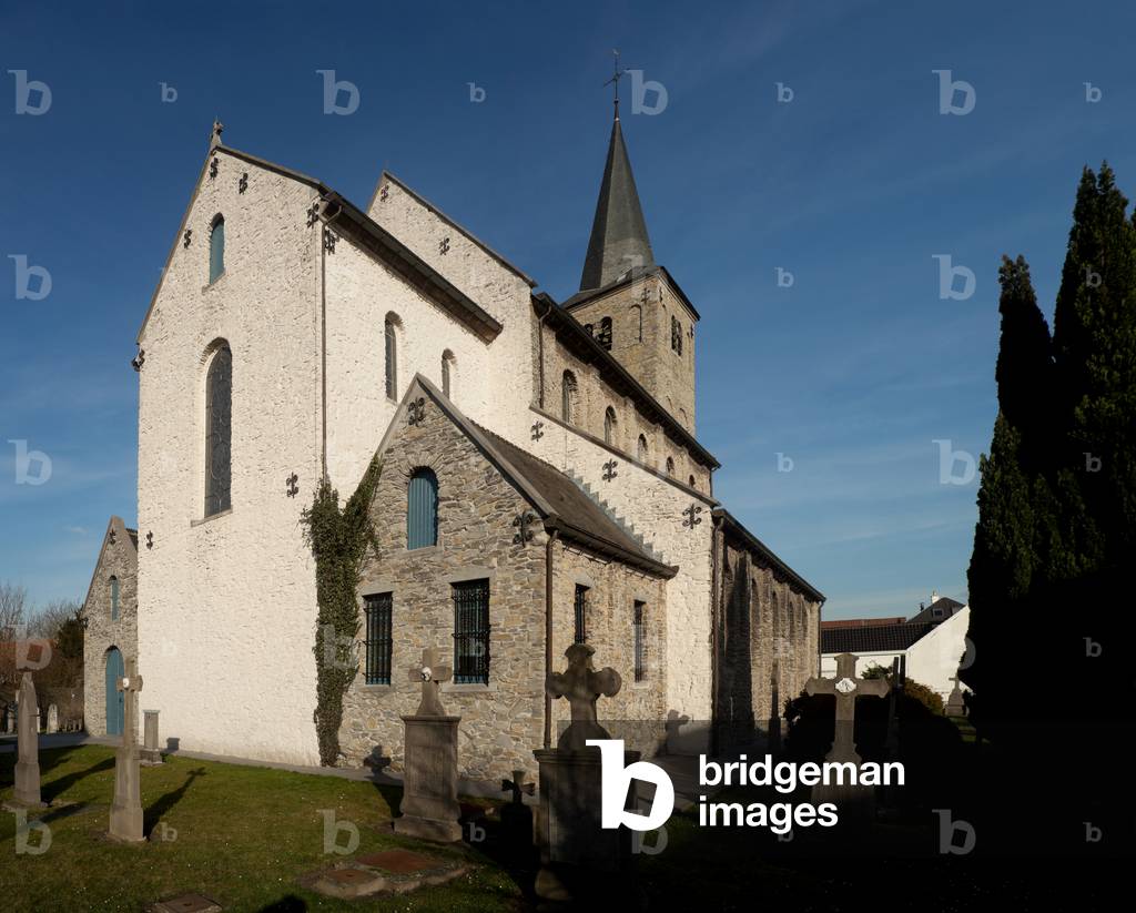 Ename. Parish church (Sint-Laurentiuskerk). Exterior. West façade. Southwest. Romanesque. Ca 1000.