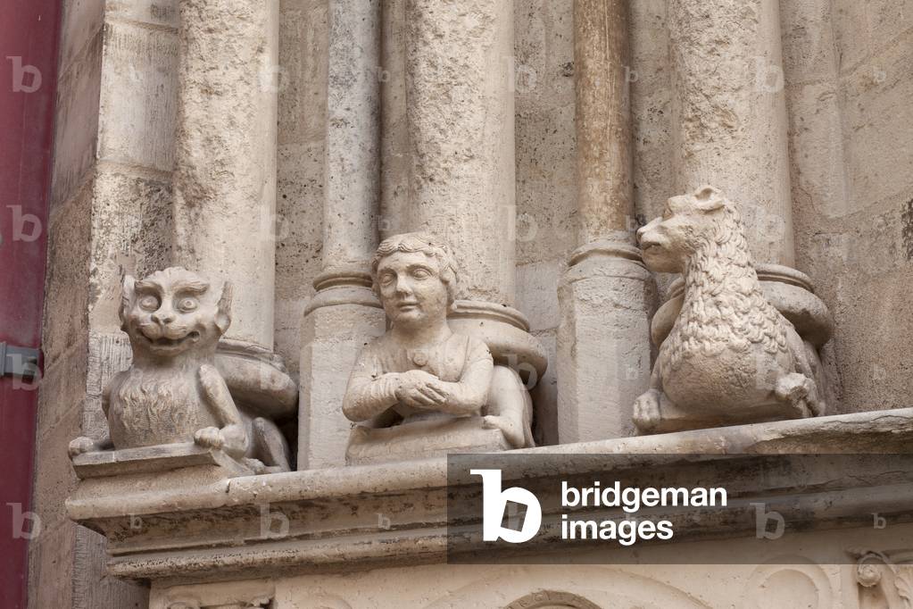 Cathedral (Cathédrale Saint-Etienne). Exterior. West left portal. Detail. The right doorjamb. Bottom. End 12th century.