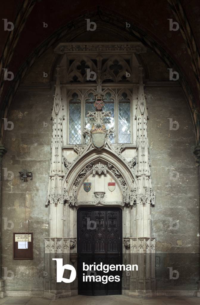 Cathedral (Cathédrale Saint-Étienne). Interior. The ambulatory. The entrance portal to the sacristy. Gothic. 13th century.