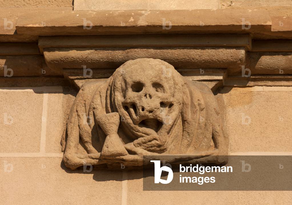Sanctuary (Cova de Sant Ignasi). The church. Exterior. south façade. Detail. A corbel. Baroque. 18th century.