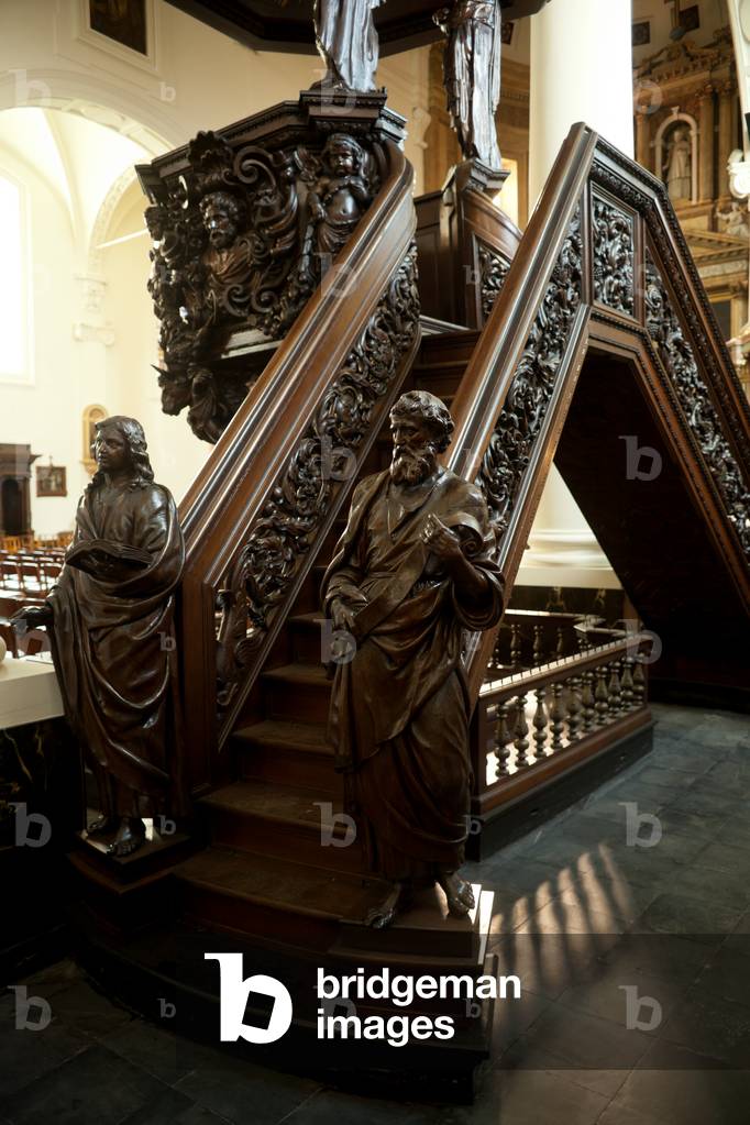 Parish church (Sint-Stefanuskerk, (Kerk Paters Augustijnen). Interior. Baroque. The pulpit. Detail the staircase.