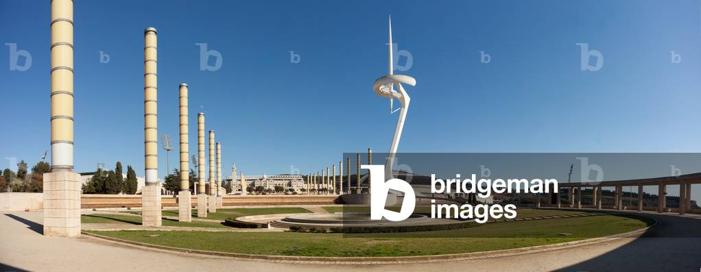 Olympic games centre of Montjuic (Anella Olímpica de Montjuic). The square and the telecommunications tower.