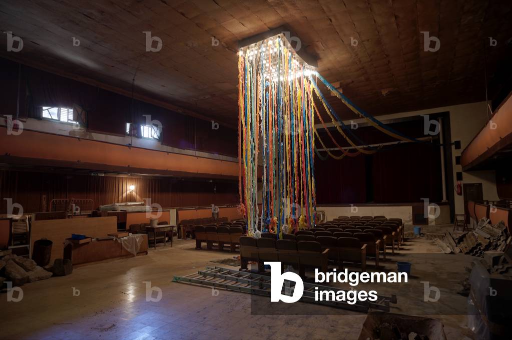 Former hotel (Hostal Vell - la Toranesa). Interior. The former polyvalent hall.