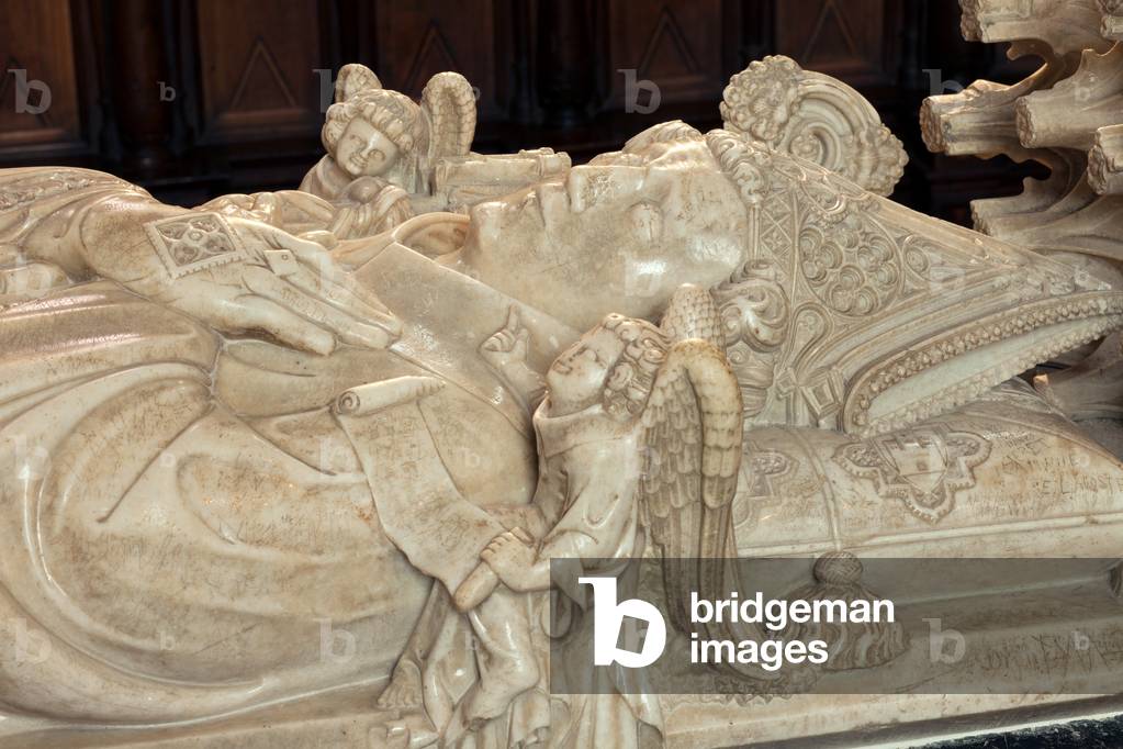 Former cathedral (Ancienne cathédrale Notre-Dame). Interior. Tomb of bishop Bertrand de Miramont. Detail.
