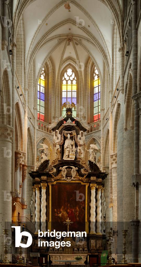 Interior. The choir.