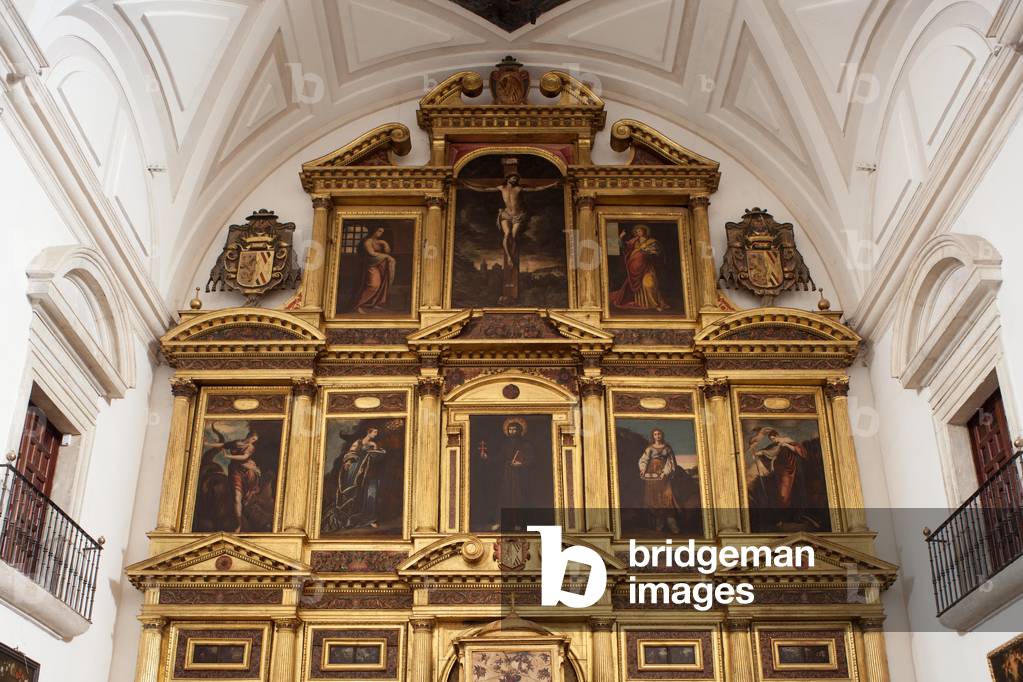 Collegiate church. Interior. The high altar. Detail. Upper part. Polychrome wood. 1637 - 1638.