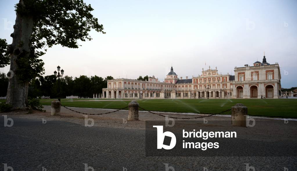 Royal palace (Palacio Real de Aranjuez). Exterior. West façade.