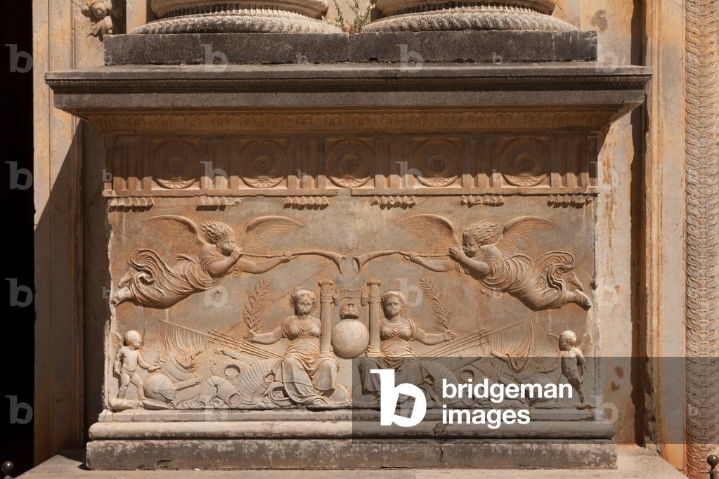 A medallion, Bas-relief, Allegoric figures, detail, exterior, Façade, Alhambra, Palace of Charles V, Granada, Andalucía, Spain (photo)