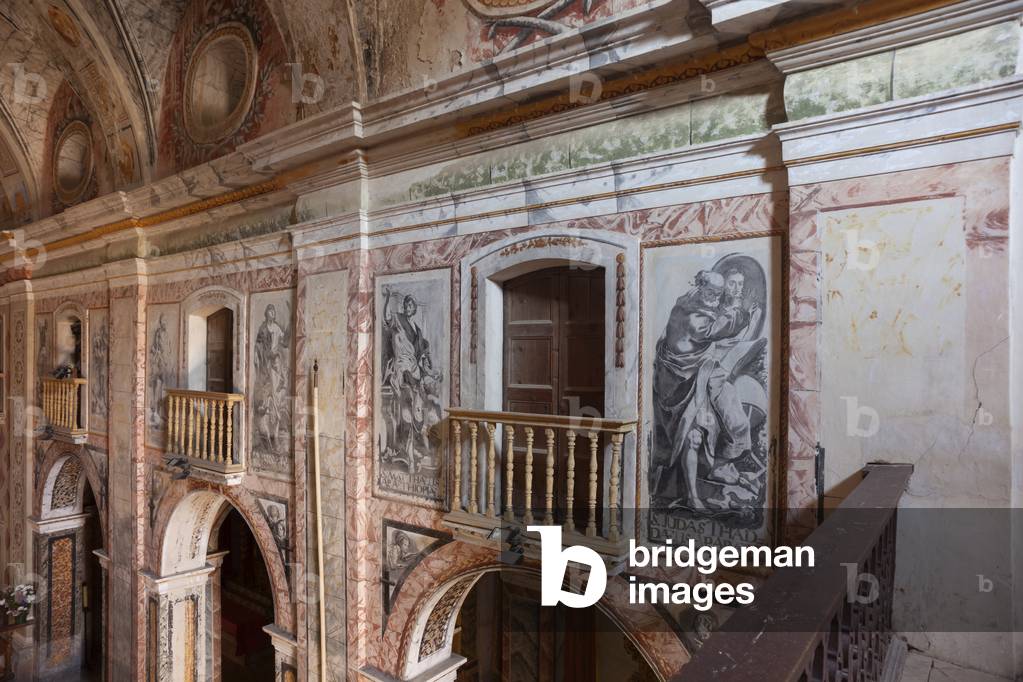 Madrona, parish of Saint Peter (parròquia de Sant Pere). The church (Església Sant Pere). Interior. The nave. South wall. Wall paintings. Baroque.