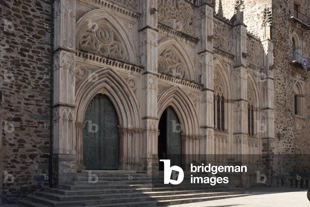 Church Facade, Real Monasterio de Santa María, Guadalupe, Extremadura, Cáceres, Spain (photo)