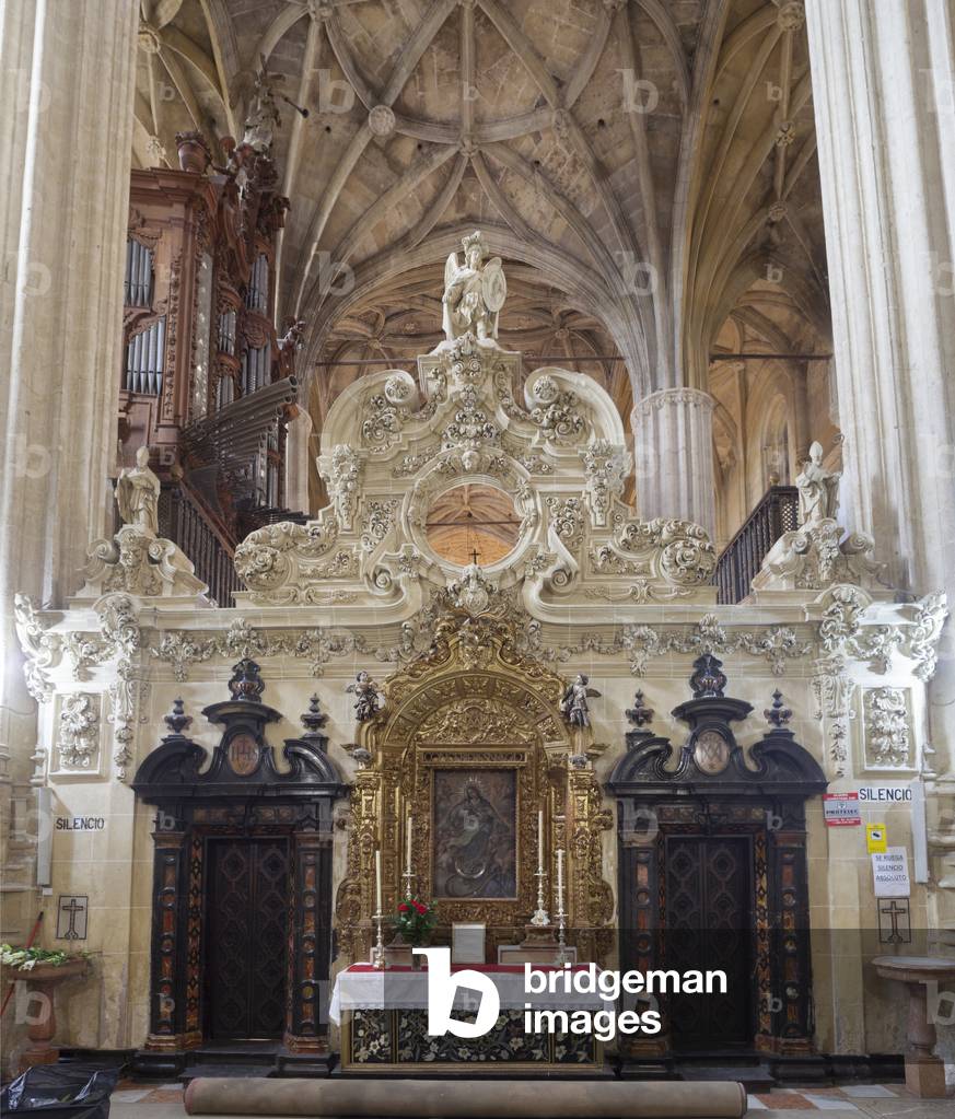 Interior. chancel screen (coro).
