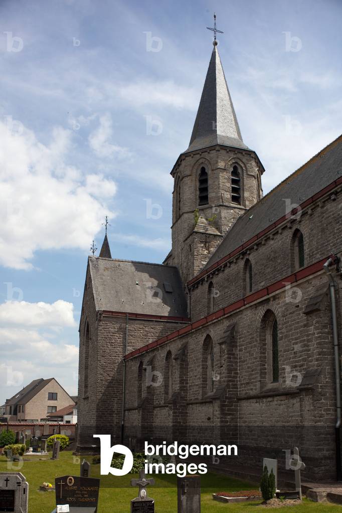 Parish church (Sint-Pietersbandenkerk (Semmerzake). Exterior. North-west.