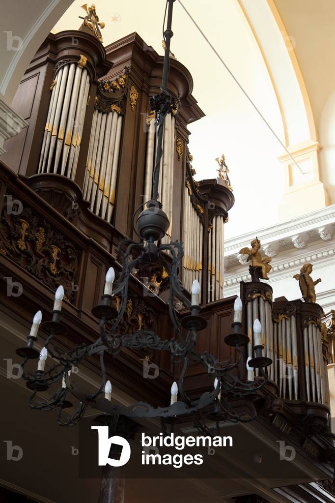 Church (Basilique Notre-Dame de Tongre). Interior. The organ.