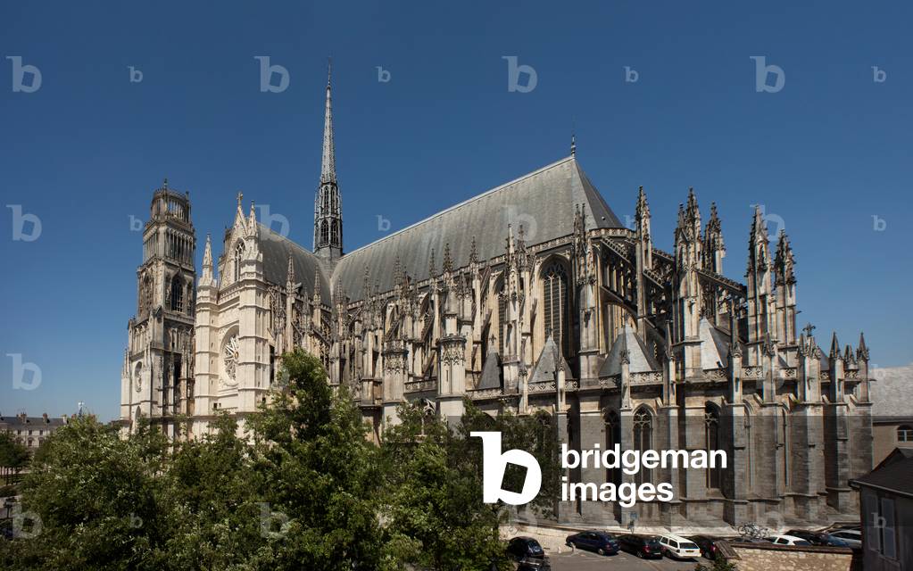 Cathedral (Cathédrale Sainte-Croix). Exterior. Gothic. South-east.