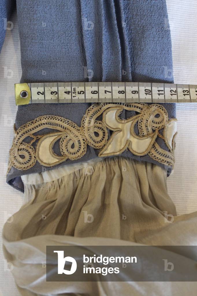 Afternoon Dress, 1903 (textile)