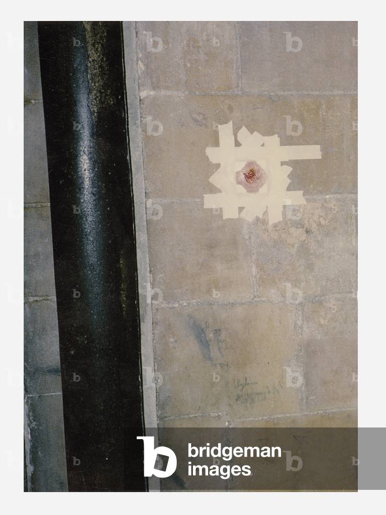Close-up of one of Michael Clark's 'Wounds' during their installation in Chichester Cathedral, Easter 1994 (photo)