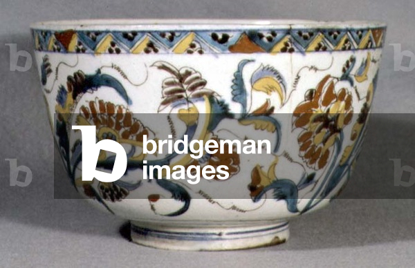 Bowl decorated with five spheroidal incised panels with feather pattern, from Kutahya, Armenia, 1700-1750 (ceramic)