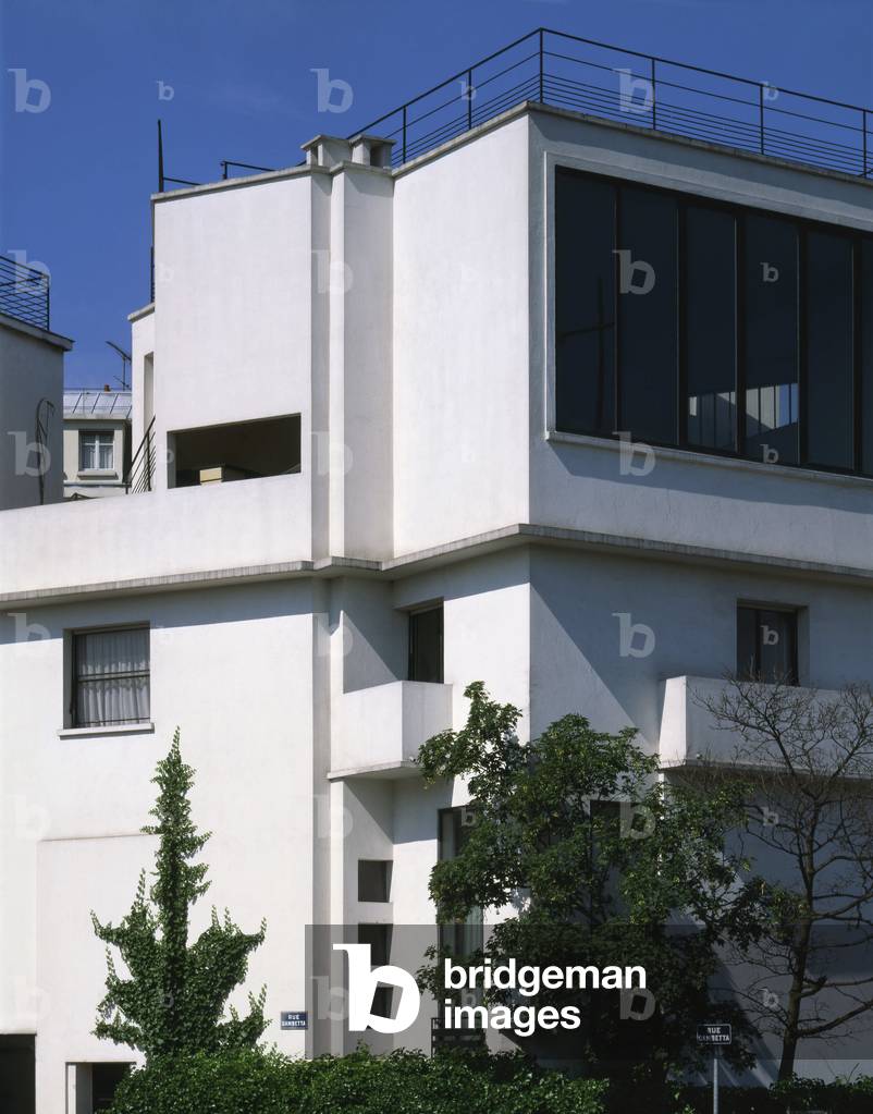 Villa Lombard, 2 rue Gambetta in Boulogne Billancourt (Hauts de Seine). Construction 1928, architect Pierre Patout (1879-1965). Artist's house of the painter Alfred Lombard.
