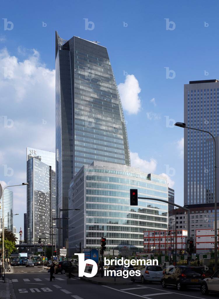 Tower T1 has La Defense, Courbevoie, Hauts-de-Seine (Haut de Seine), Ile de France (Ile-de-France). Architecture by Jean Pistre and Denis Valode, 2005-2008. Photography 15/09/2008.
