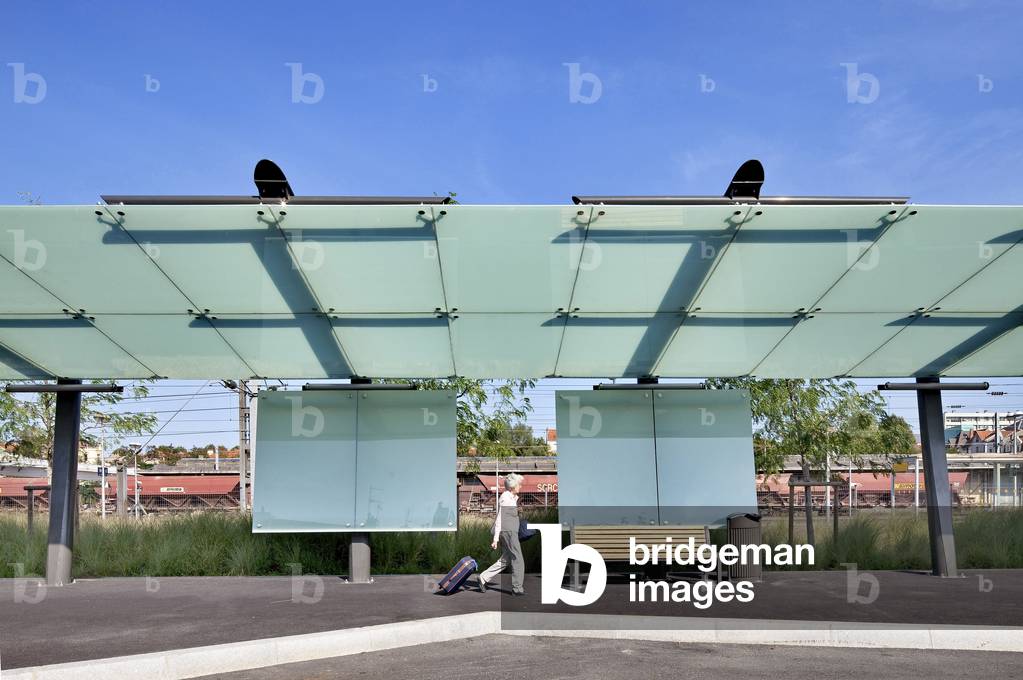 The Vichy Gare road station (Allier, Auvergne). Construction 2009, architect Atelier Cite Architecture. Photography 01/09/09.