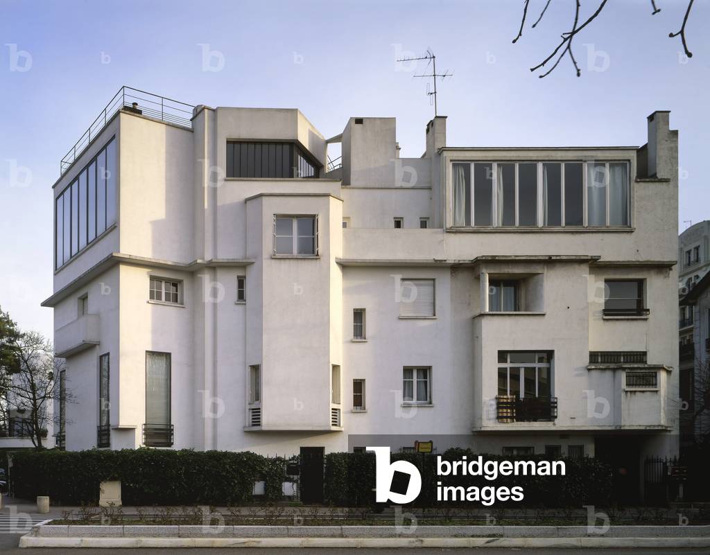 Villa Lombard, 2 rue Gambetta in Boulogne Billancourt (Hauts de Seine). Construction 1928, architect Pierre Patout (1879-1965). Artist's house of the painter Alfred Lombard.