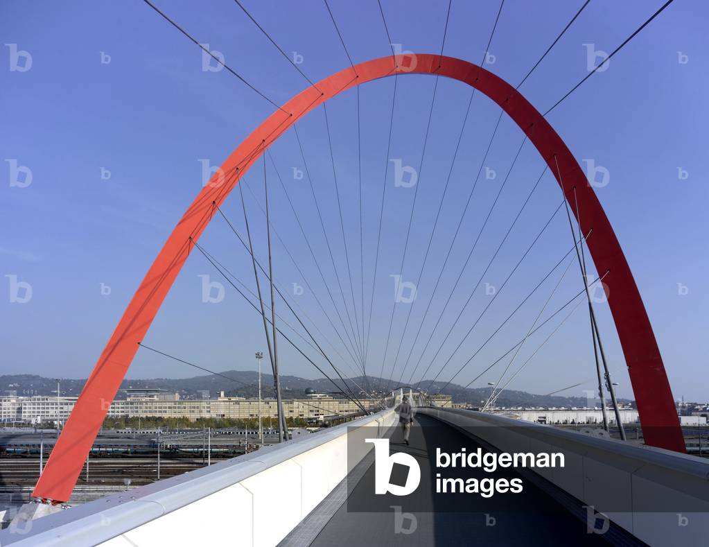 Gateway to Turin, Italy. Architecture by Hugh Dutton, 2005 (photo)